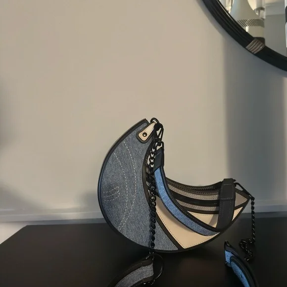 Stylish Denim and Cream Women's Bag - Picture 5 of 7